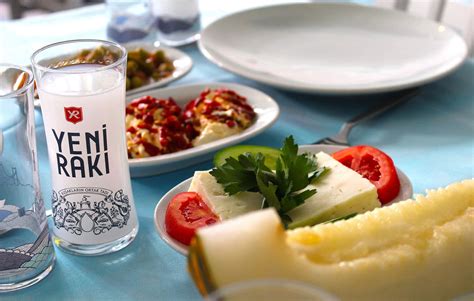  Horonla Bir Şişe Rakı